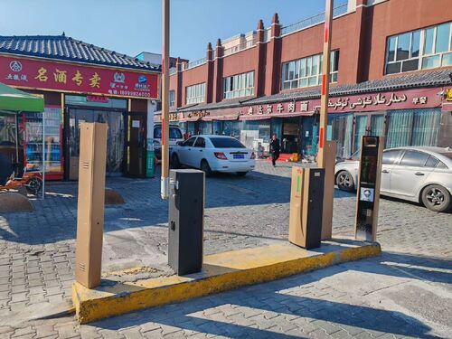 Laatste bedrijfscasus over E40Pro Barrier Gate for Street-side Commercial Parking Lot