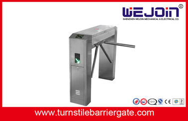 Het halve de Boomturnstile van de Hoogtedriepoot Roestvrije staal van de Barrièrepoort met Noodsituatiealarm